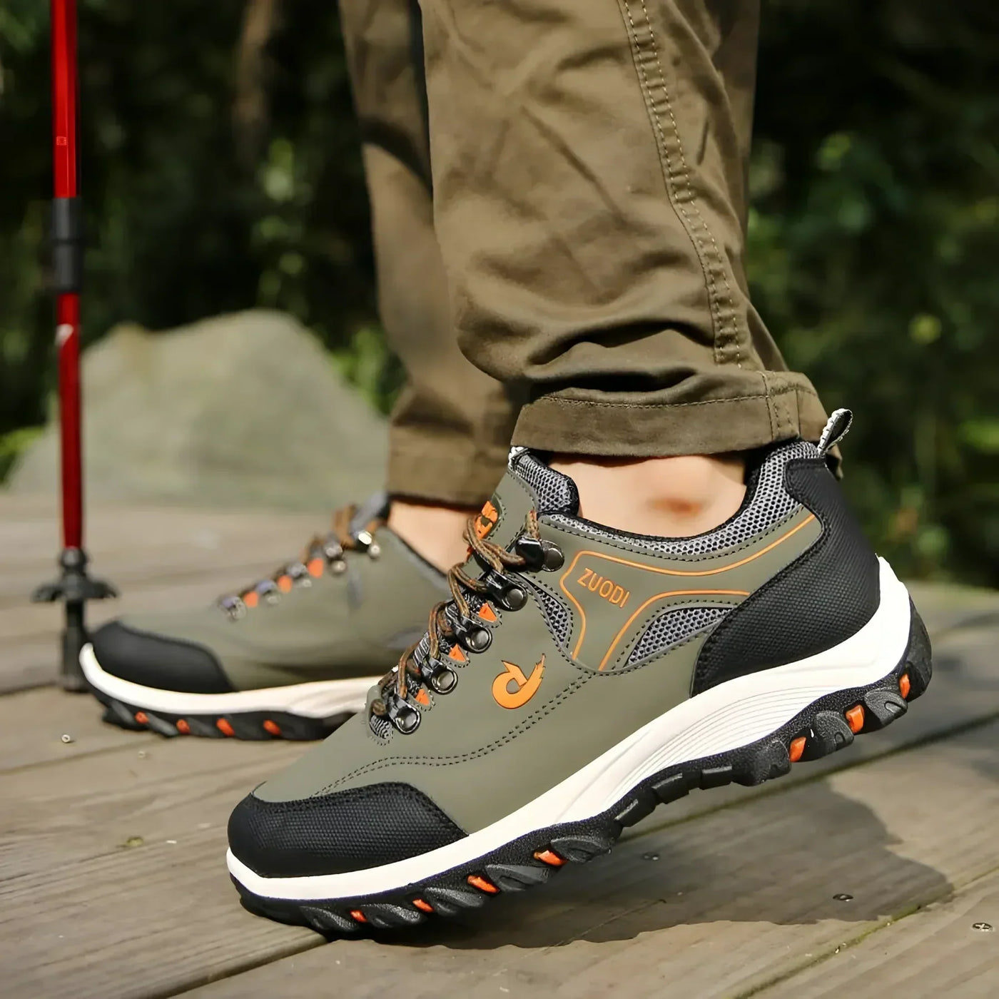 Leo Stride™ – Men’s Walking Comfort Sneakers