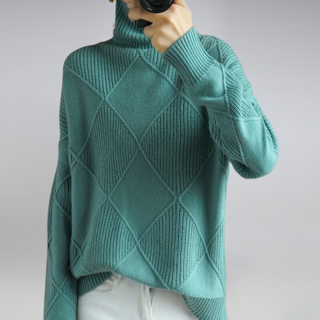 Madeline™ | Soft Hand-knitted Turtleneck Sweater (100% Organic Moreno Wool)