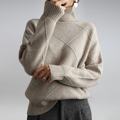 Madeline™ | Soft Hand-knitted Turtleneck Sweater (100% Organic Moreno Wool)